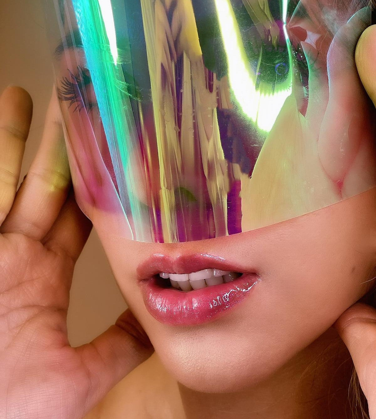 Holographic Lip-gloss 3-0